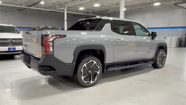 New 2026 Chevrolet Silverado EV LT image 5