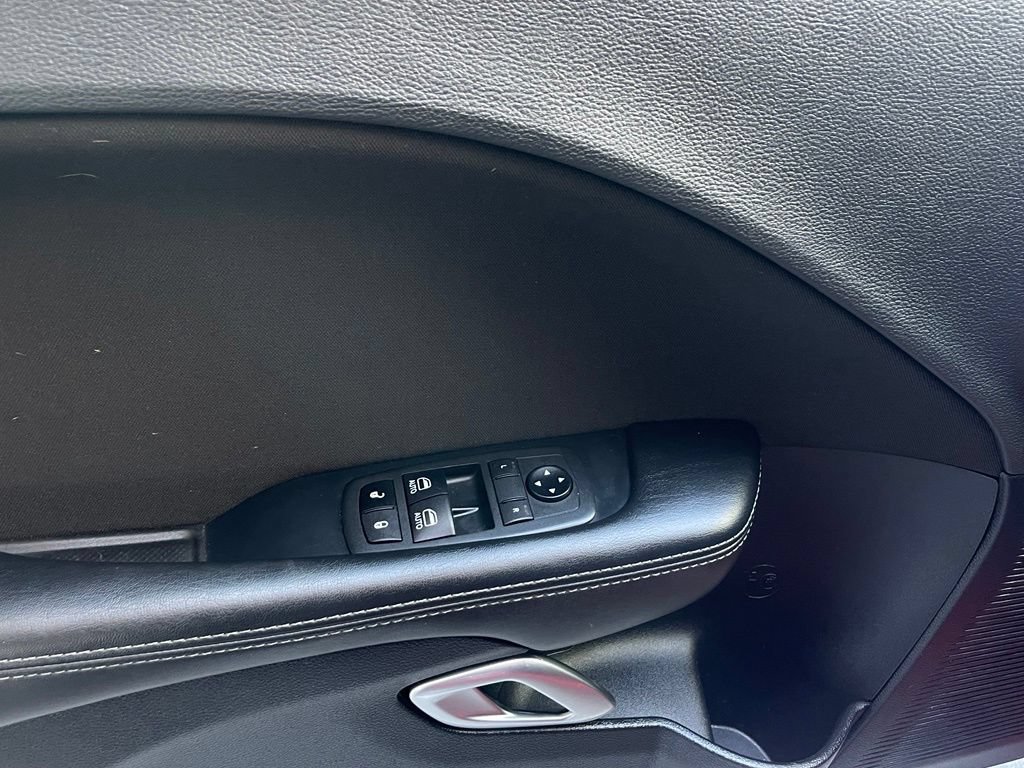 Used 2020 Dodge Challenger R/T Scat Pack RWD image 5