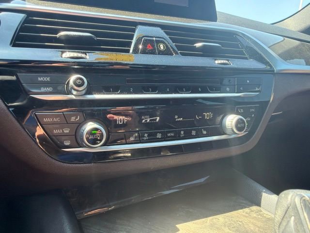Used 2018 BMW 530e xDrive AWD/4WD image 36
