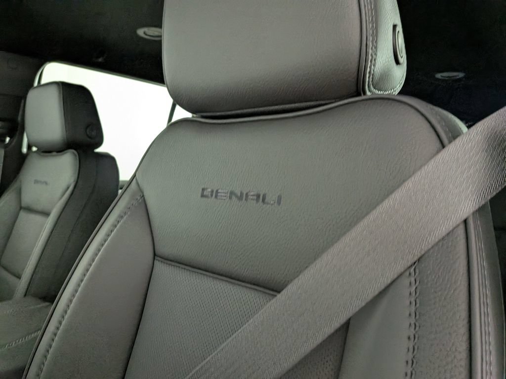 New 2026 GMC Yukon Denali AWD/4WD image 20