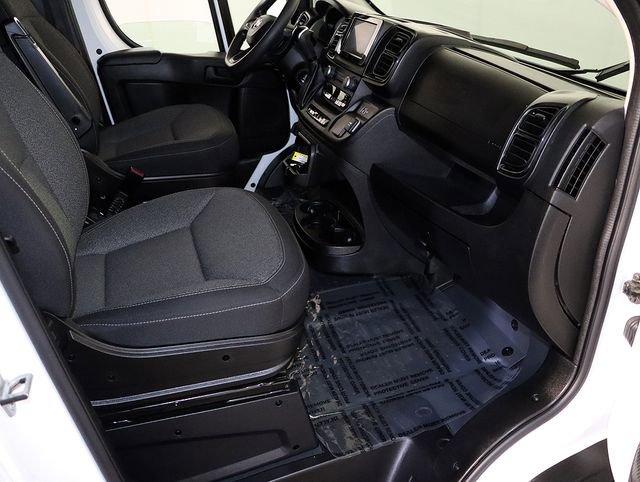 Used 2025 RAM ProMaster 2500 w/ U-Haul Equipment Group image 30