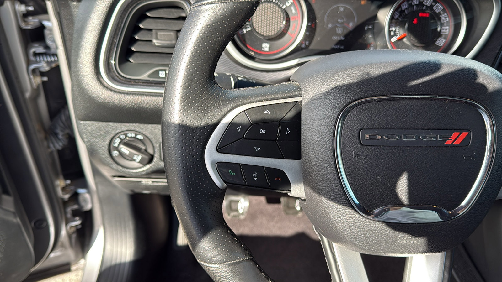 Used 2018 Dodge Challenger R/T Scat Pack w/ Dynamics Package image 16