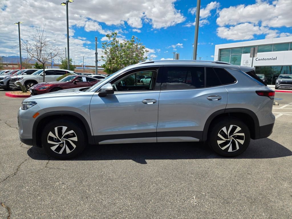 Certified 2025 Volkswagen Tiguan S FWD image 4