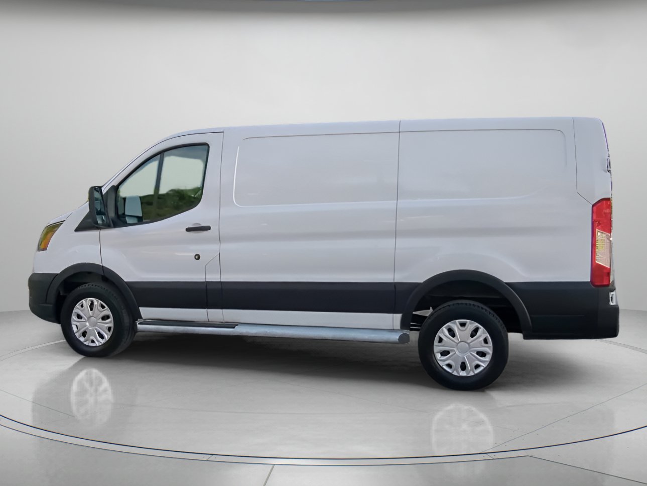 Used 2024 Ford Transit 250 Low Roof w/ Exterior Upgrade Package RWD image 19
