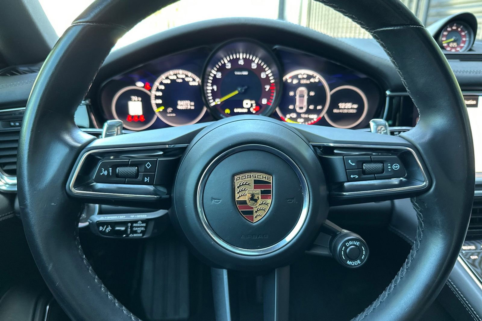 Certified 2022 Porsche Panamera 4S AWD/4WD image 28