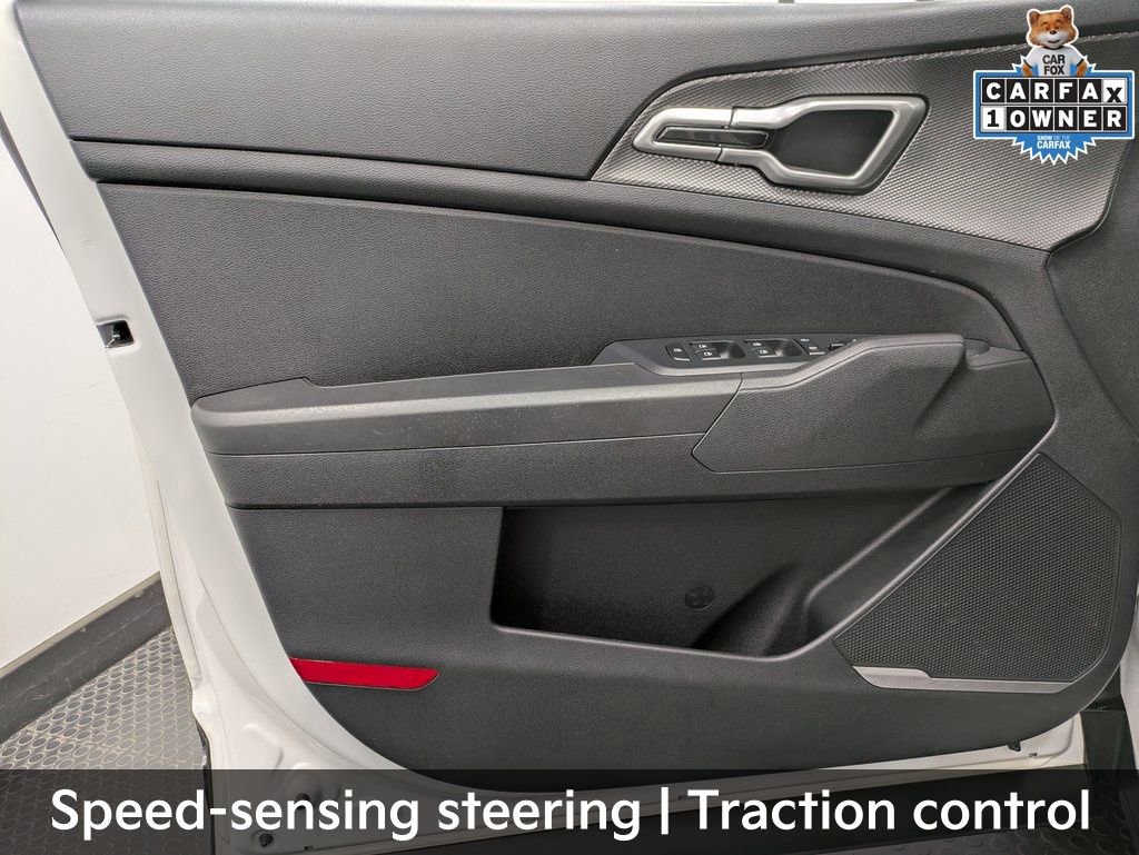 Used 2024 Kia Sportage LX image 10