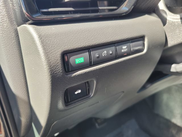 Certified 2024 Nissan Sentra SV FWD image 19