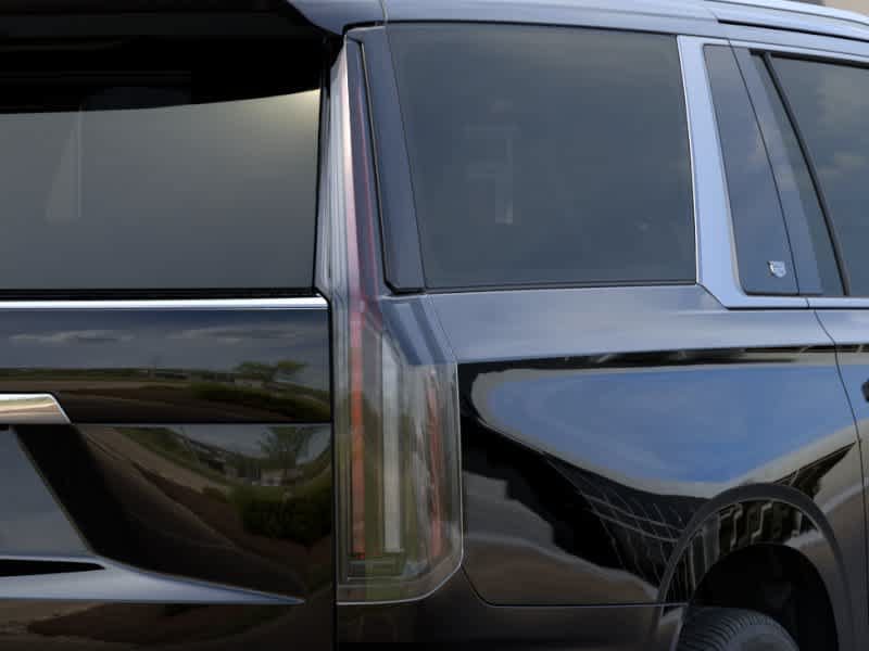 New 2027 Cadillac Escalade ESV Luxury w/ LPO, Floor Liner Package AWD/4WD image 11