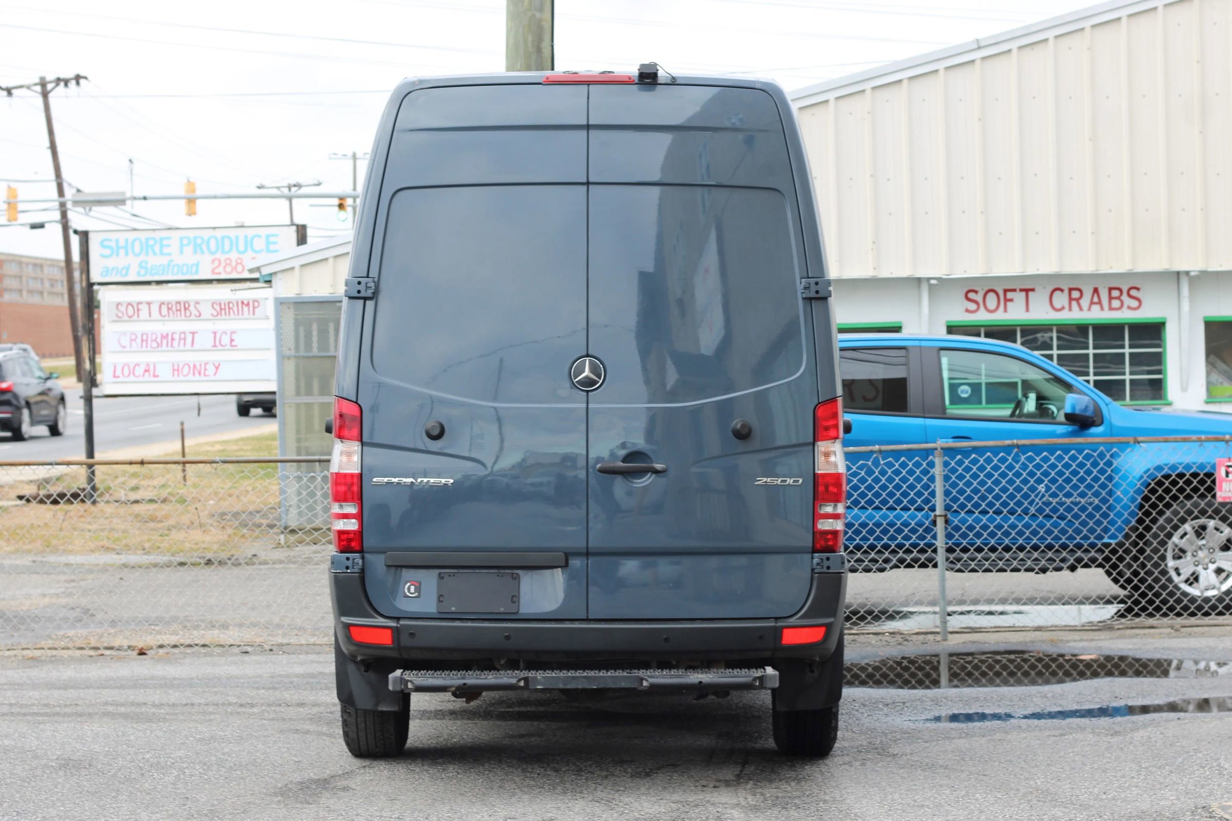 Used 2018 Mercedes-Benz Sprinter 2500 image 6