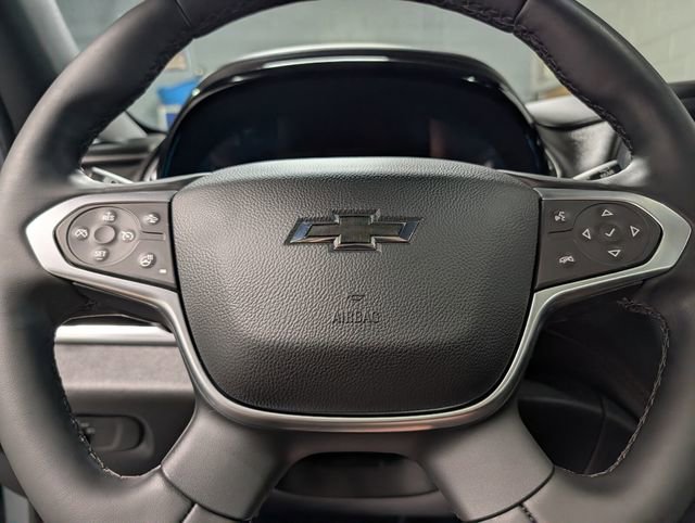 Used 2023 Chevrolet Traverse RS AWD/4WD image 23
