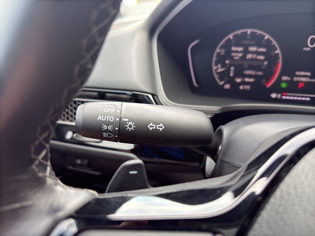 Used 2025 Honda Civic Sport image 27