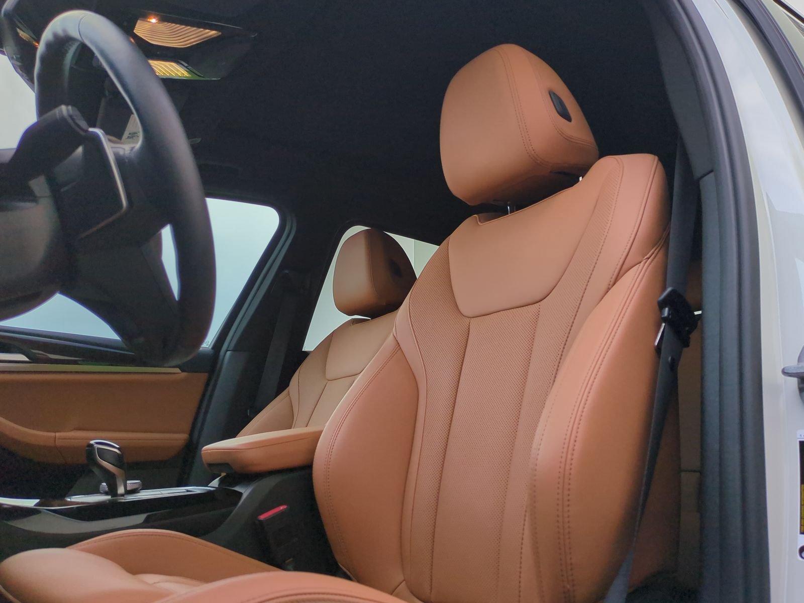 Used 2024 BMW X3 sDrive30i w/ Premium Package RWD image 16