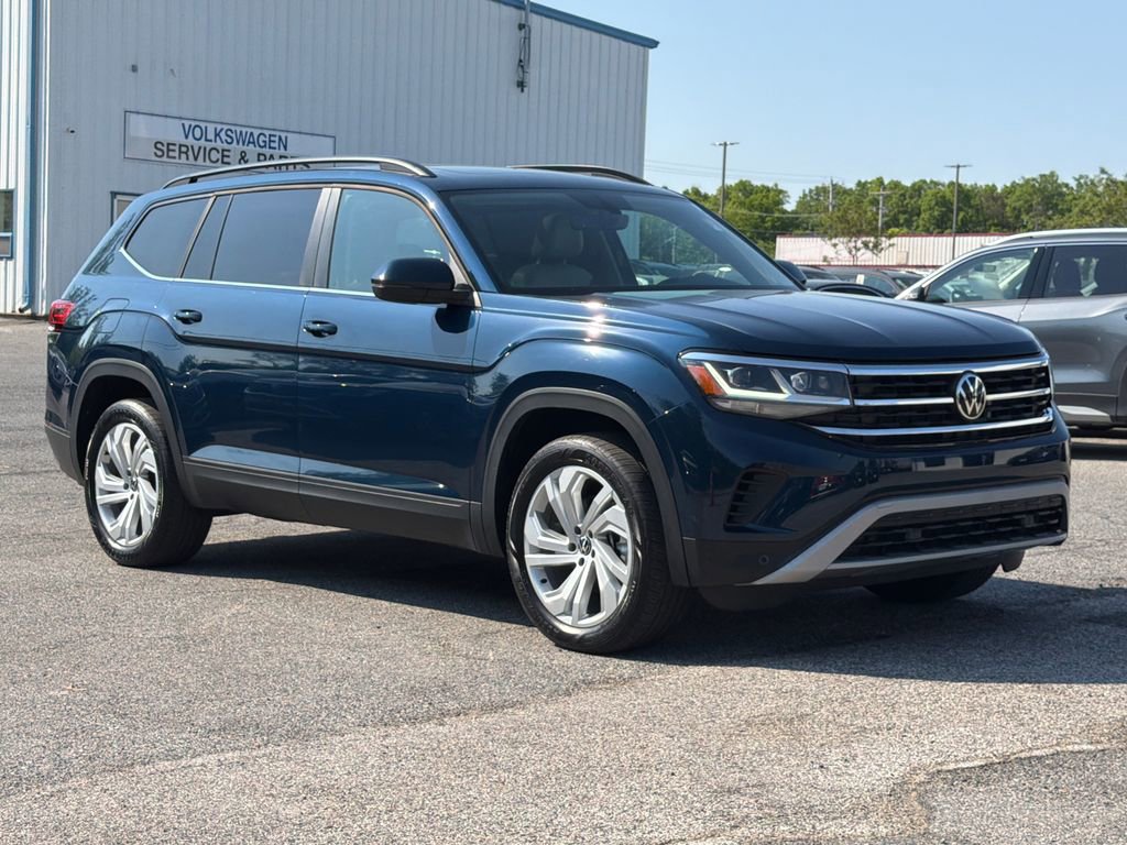 Certified 2022 Volkswagen Atlas SE AWD/4WD image 1