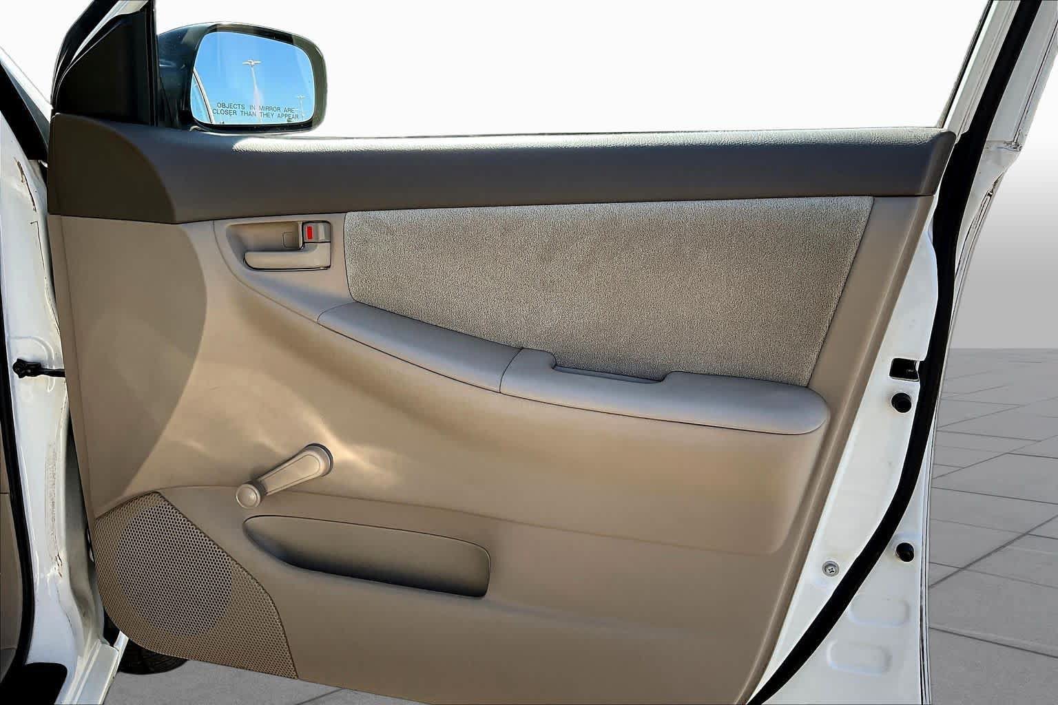 Used 2003 Toyota Corolla CE FWD image 21