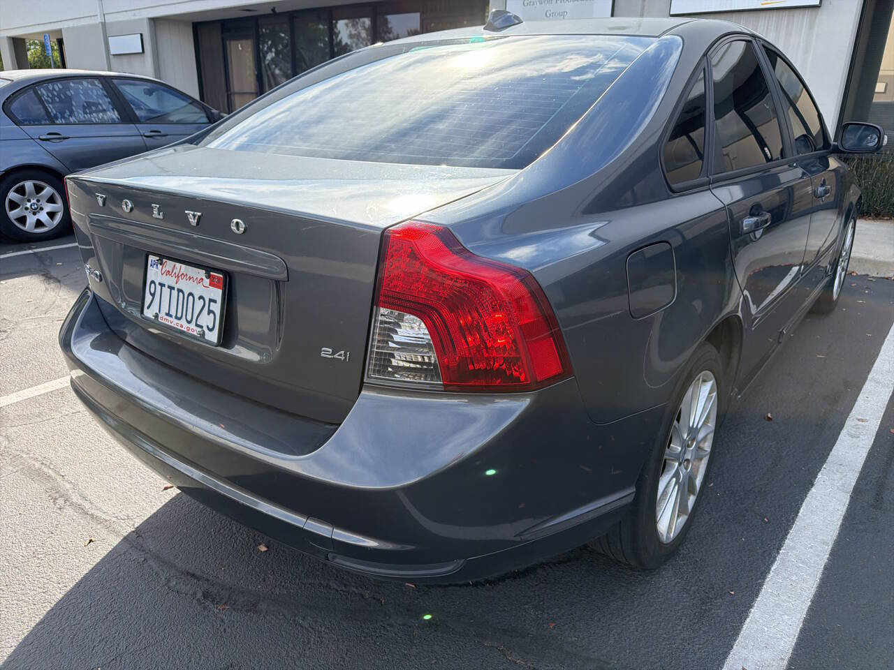 Used 2010 Volvo S40 2.4i image 3
