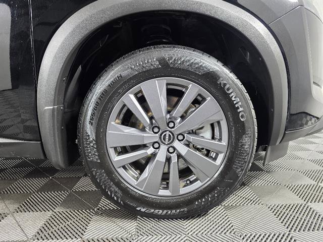 Used 2025 Nissan Pathfinder S w/ Cargo Package image 12