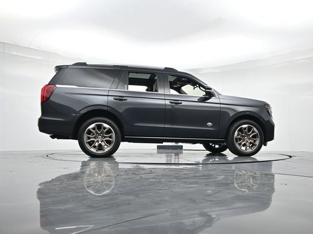 New 2025 Ford Expedition King Ranch image 32