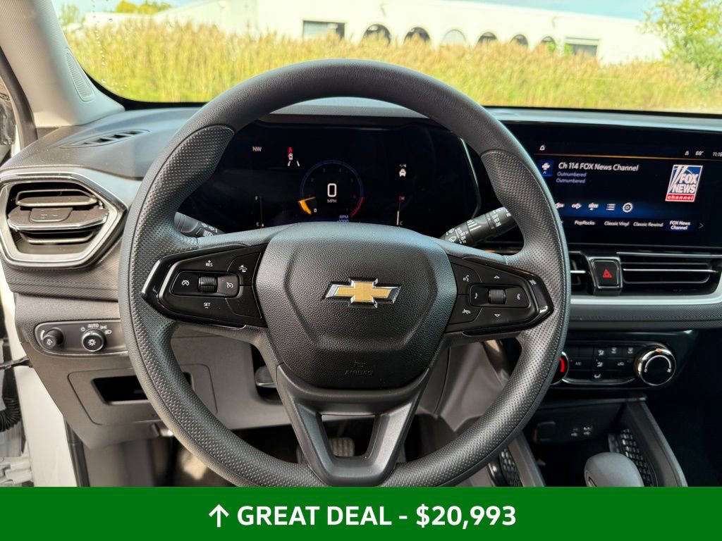 Used 2024 Chevrolet TrailBlazer LT w/ Driver Confidence Package image 42
