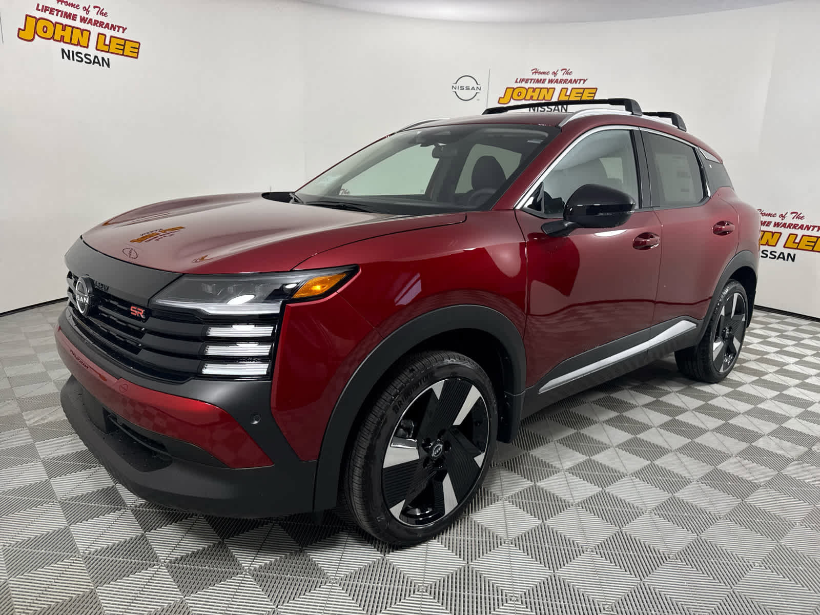 New 2026 Nissan Kicks SR image 1