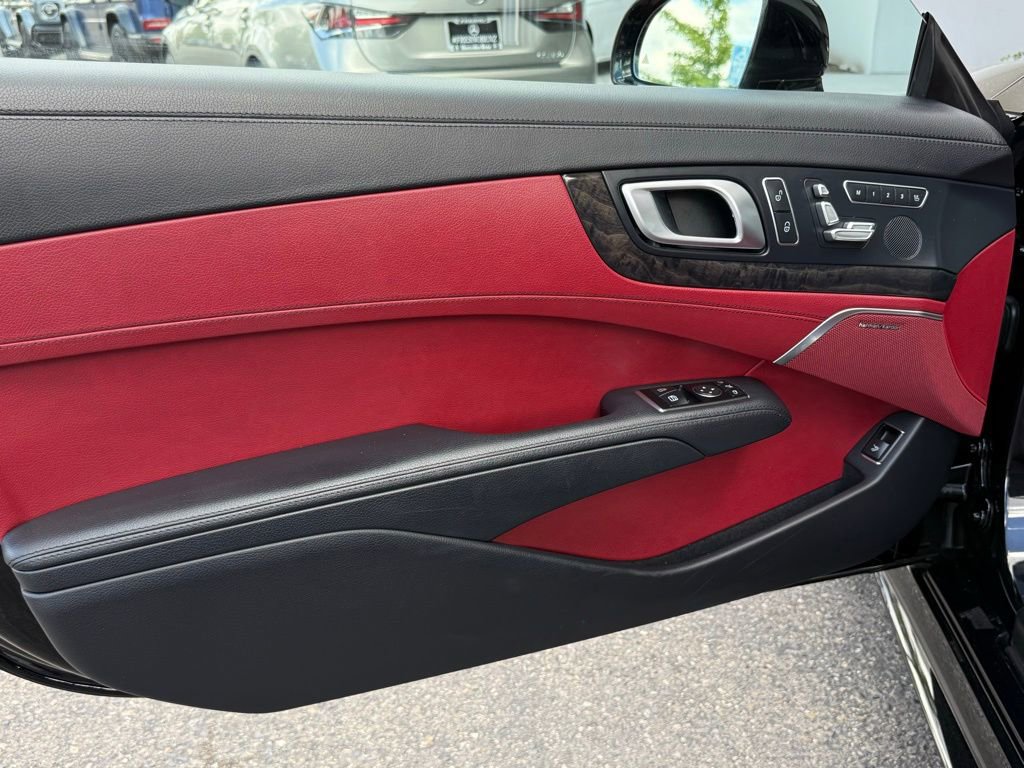 Used 2017 Mercedes-Benz SL 550 image 18