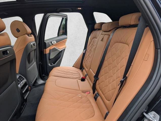 Used 2026 BMW X5 sDrive40i w/ M Sport Package RWD image 17