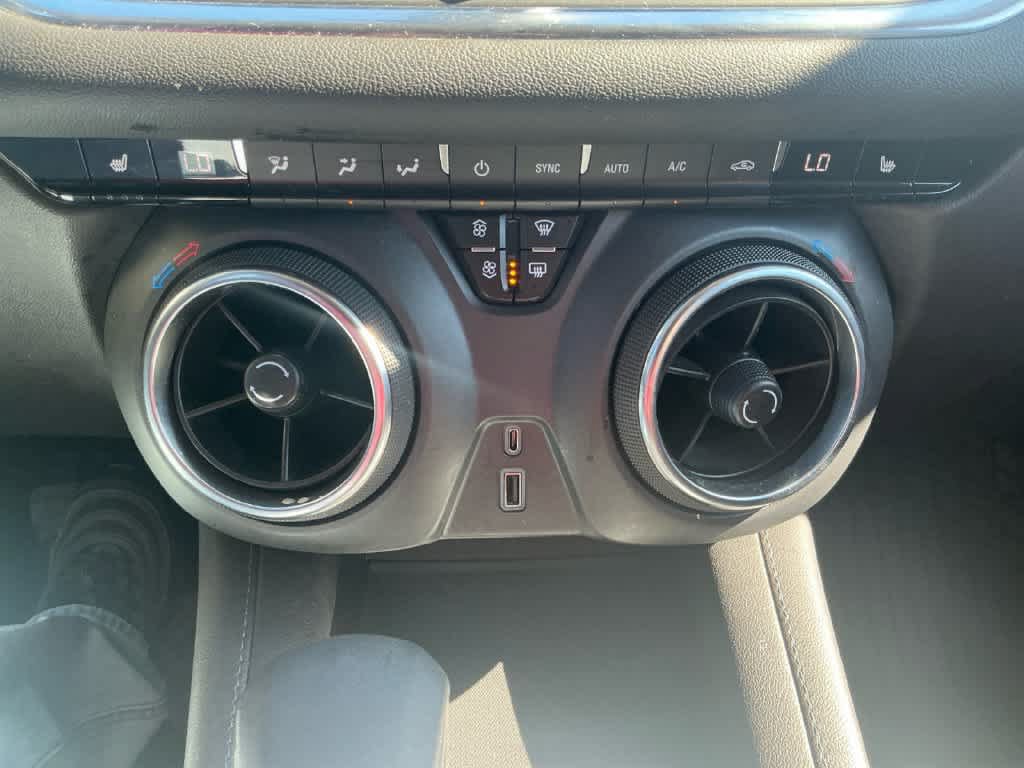 Used 2021 Chevrolet Blazer LT AWD/4WD image 21