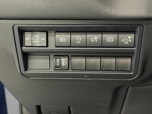 Used 2025 Toyota Tundra Limited w/ TRD Off-Road Package AWD/4WD image 16