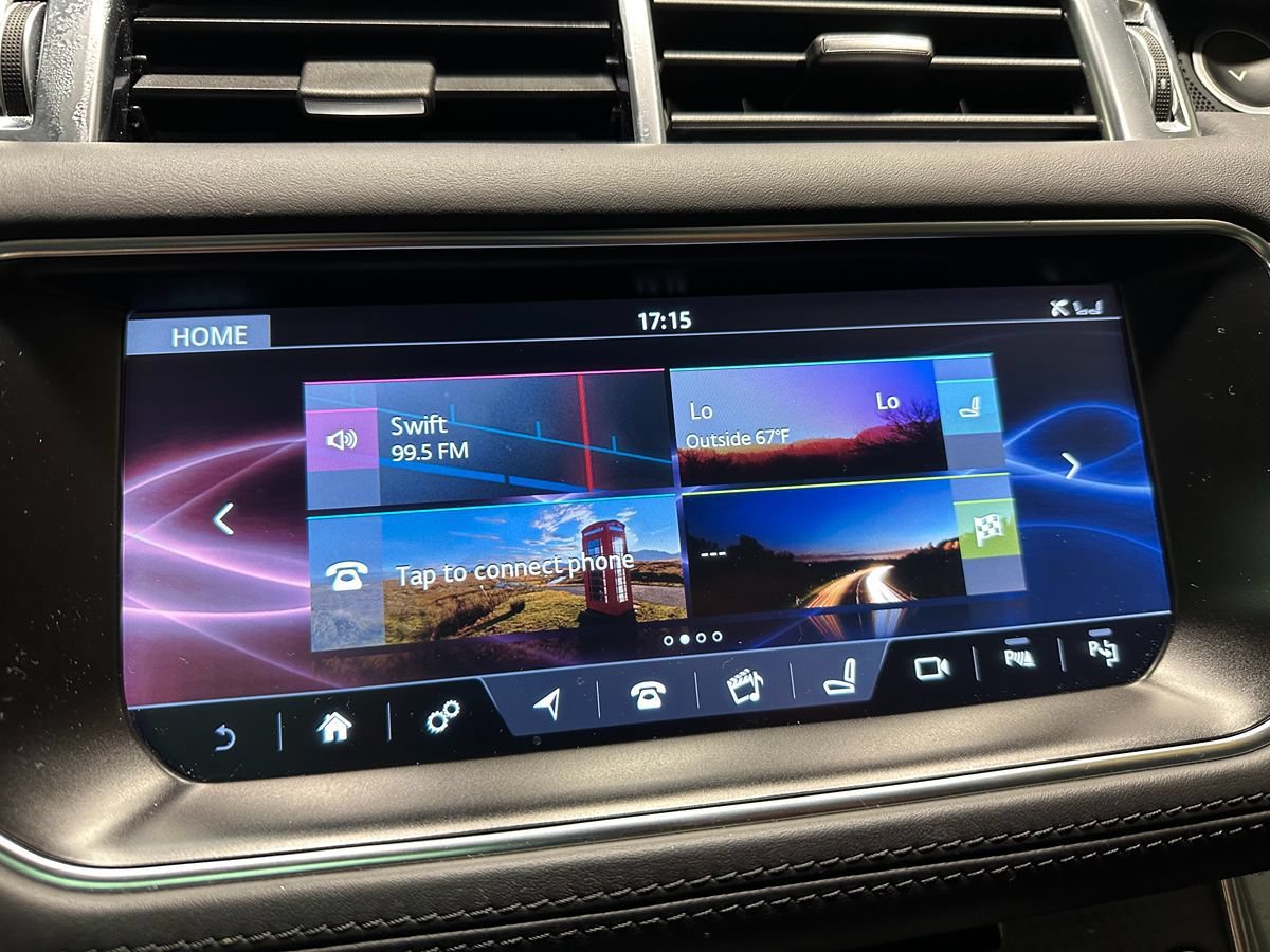 Used 2017 Land Rover Range Rover Sport SVR AWD/4WD image 40