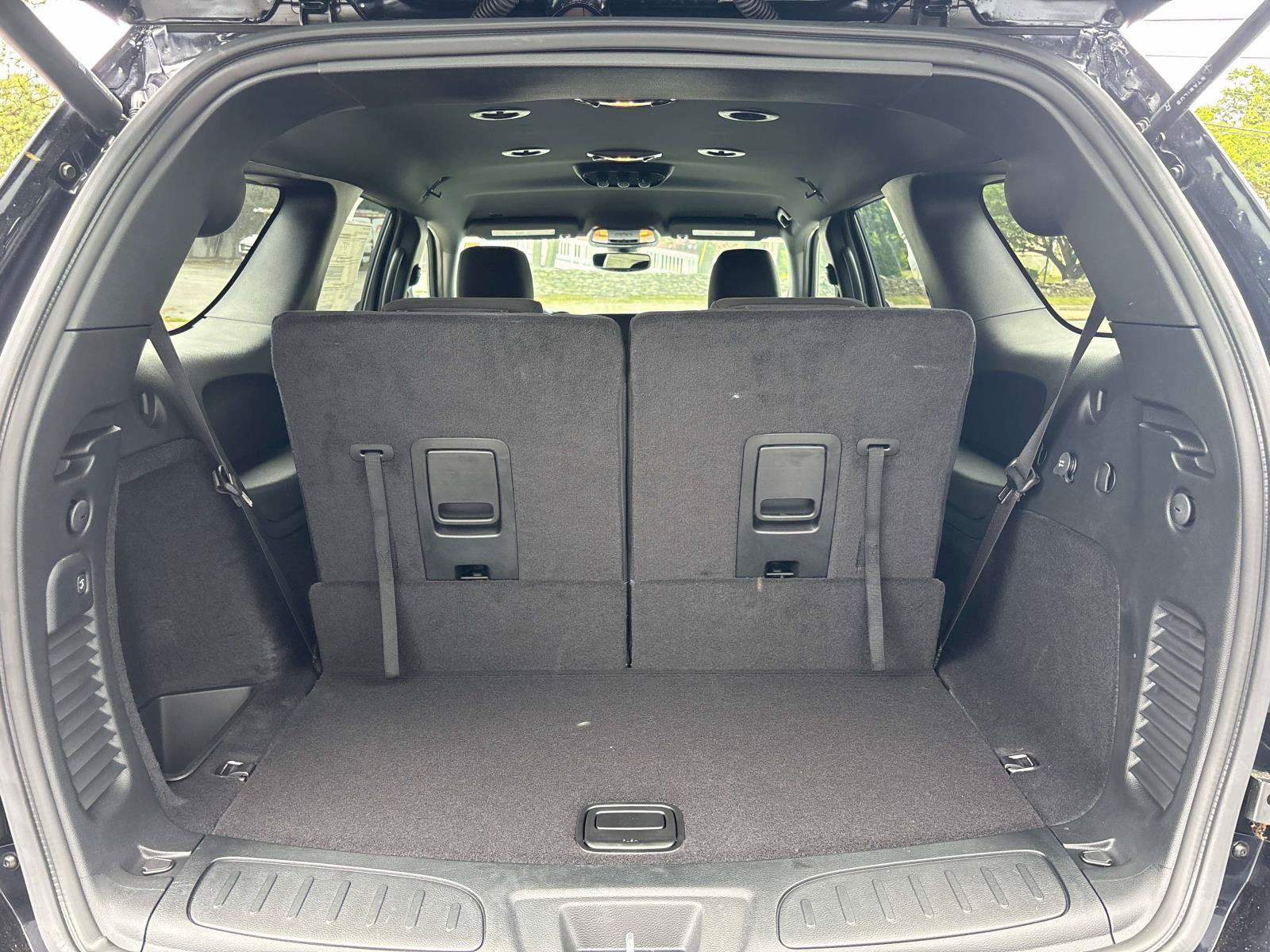 Certified 2025 Dodge Durango R/T w/ Blacktop Package AWD/4WD image 3