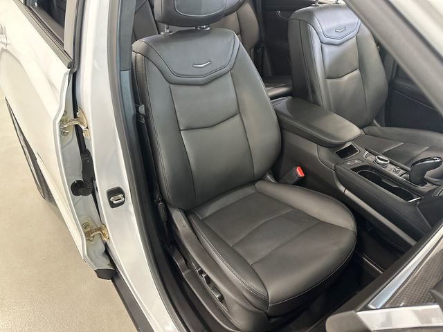 Used 2024 Cadillac XT5 Sportv w/ Technology Package image 32