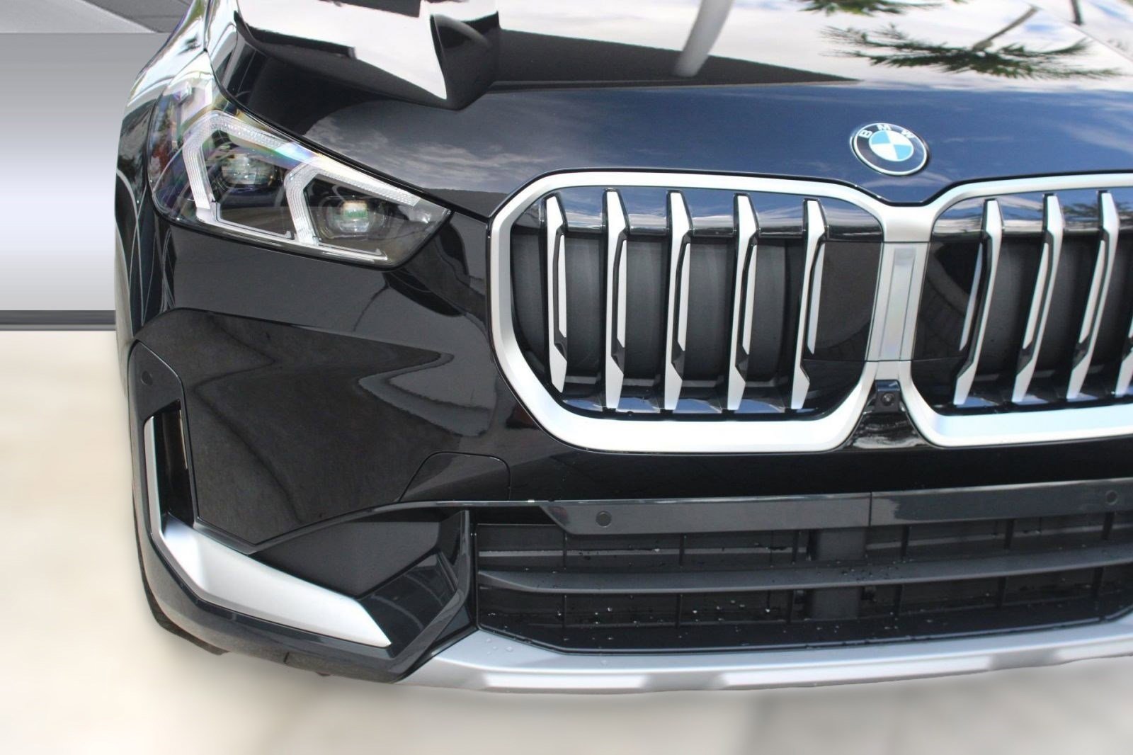 Used 2026 BMW X1 xDrive28i w/ Technology Package AWD/4WD image 11