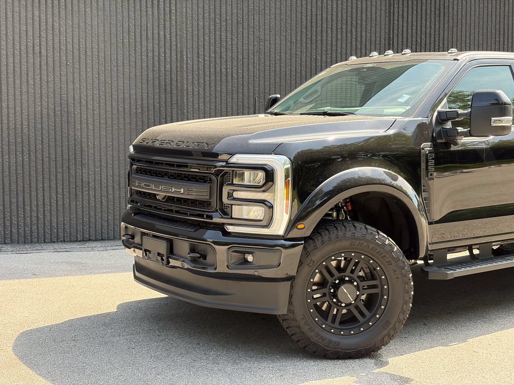 New 2026 Ford F250 Lariat w/ Black Appearance Package AWD/4WD image 2