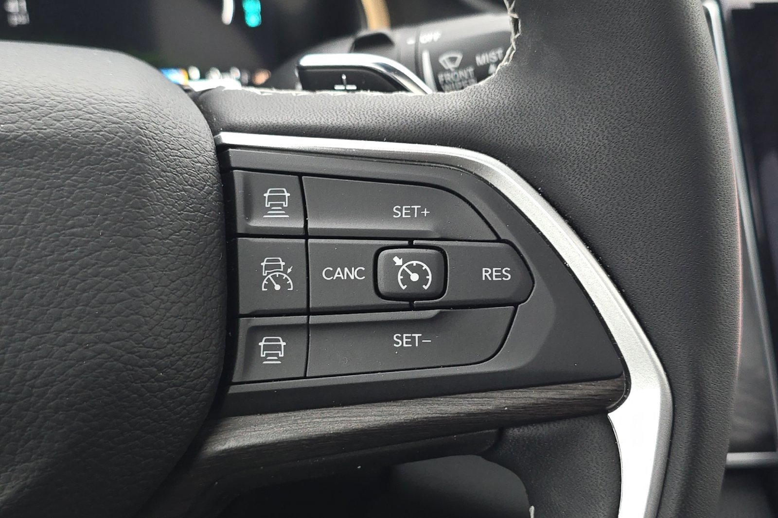 Used 2025 Jeep Grand Cherokee Limited 4xe image 33