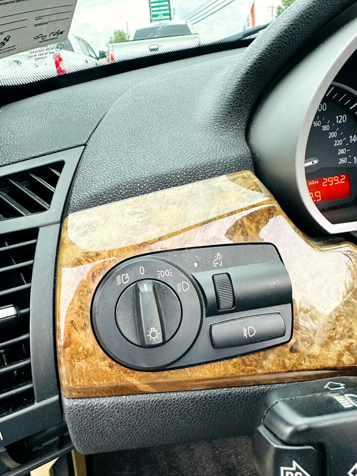 Used 2007 BMW Z4 3.0i image 17