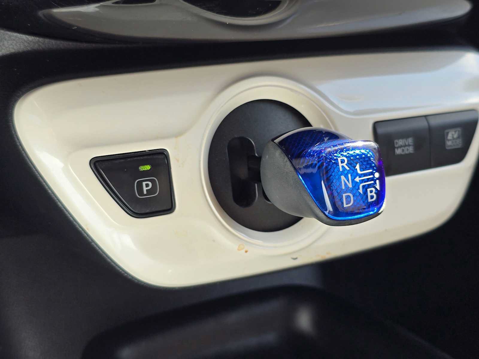 Used 2016 Toyota Prius Two FWD image 33