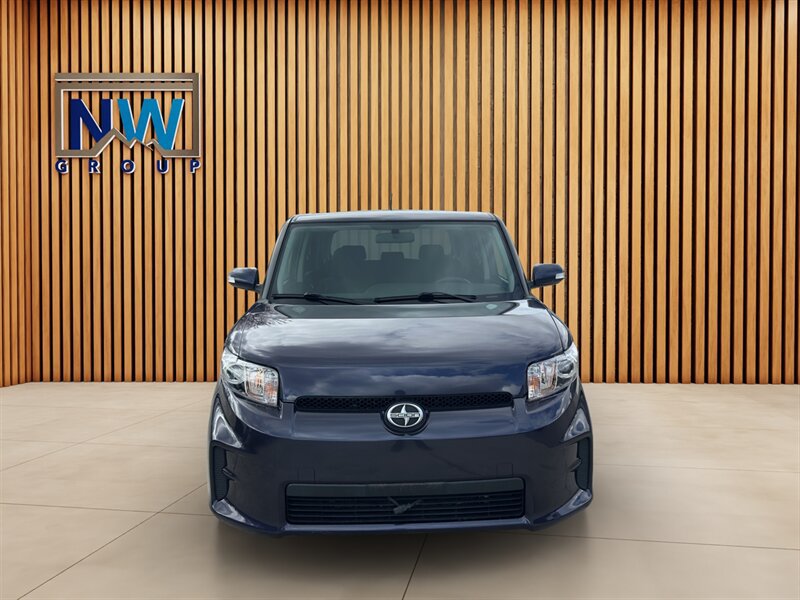 Used 2012 Scion xB FWD image 20