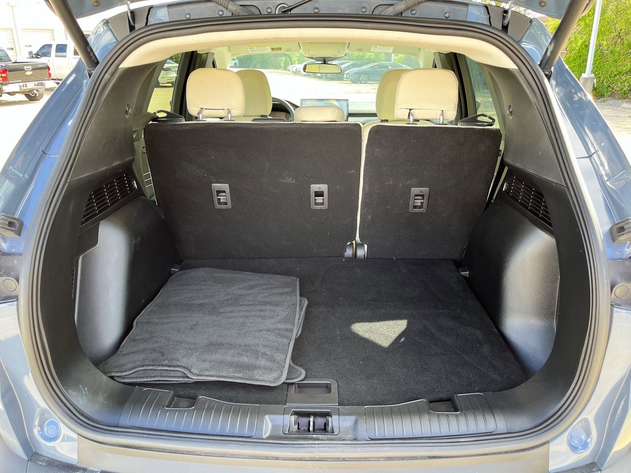 Used 2025 Ford Escape SE image 27