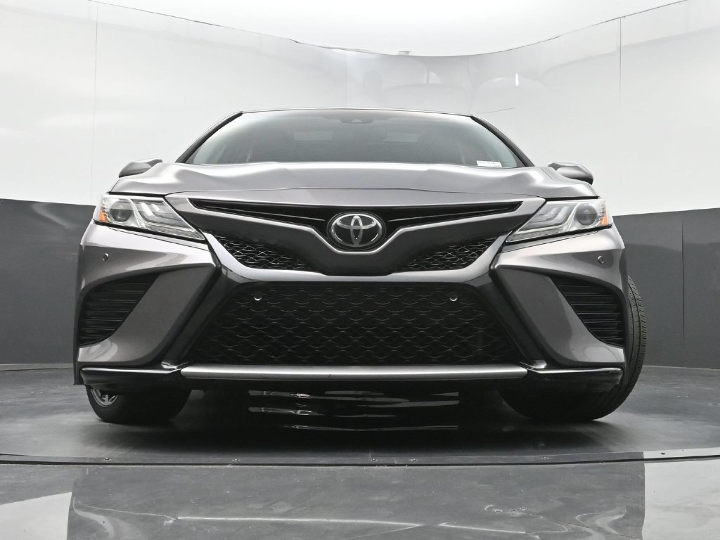 Used 2018 Toyota Camry XSE FWD image 22