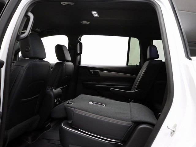 New 2026 Buick Enclave Preferred w/ LPO, Floor Liner Package image 13