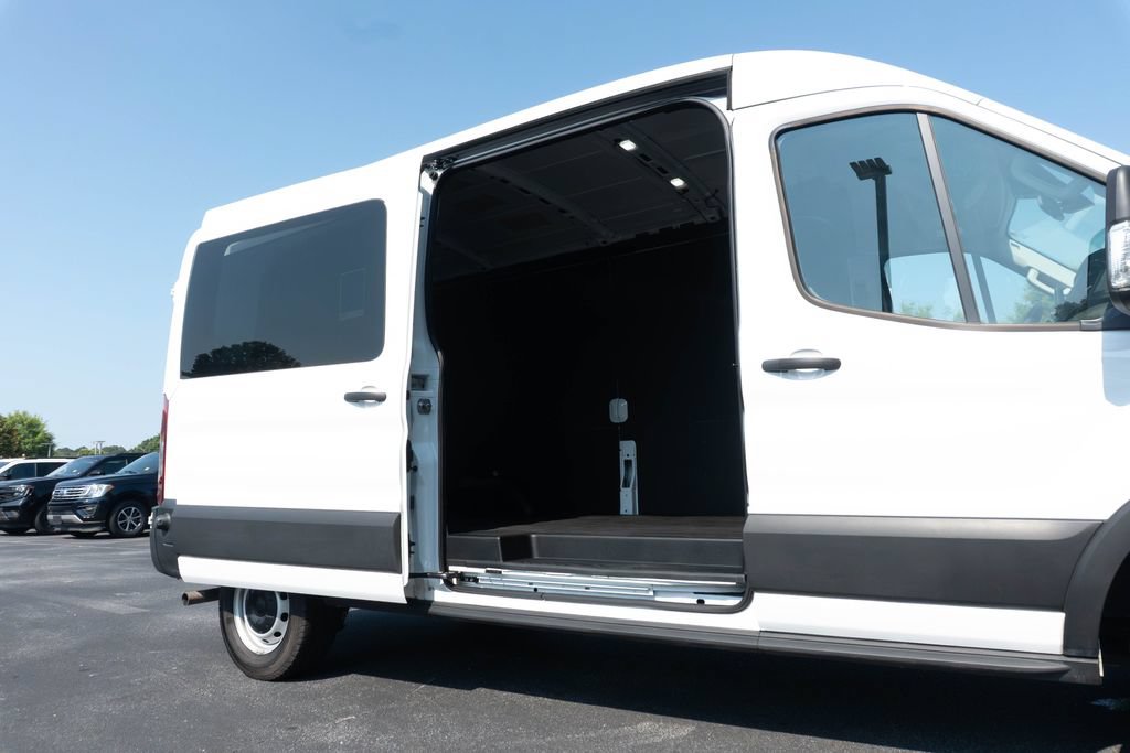 Used 2024 Ford Transit 250 148 Medium Roof w/ Load Area Protection Package RWD image 16