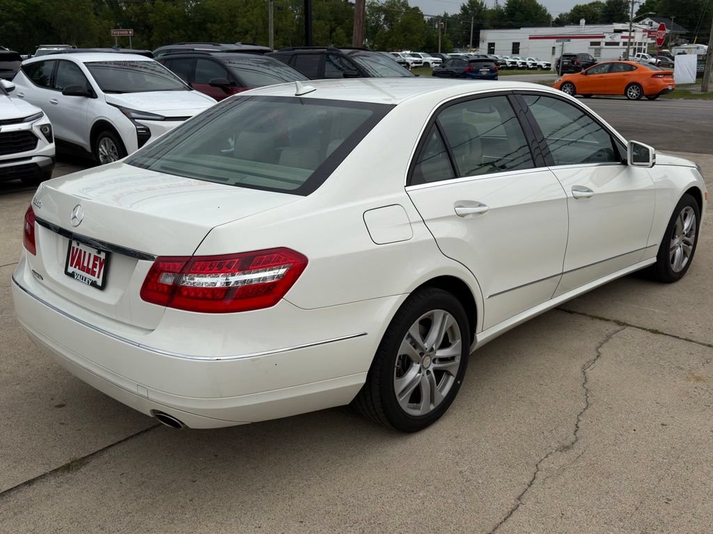 Used 2010 Mercedes-Benz E 350 Sedan image 10