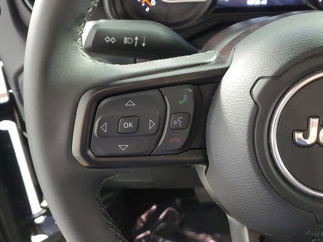 Used 2026 Jeep Gladiator Rubicon AWD/4WD image 24