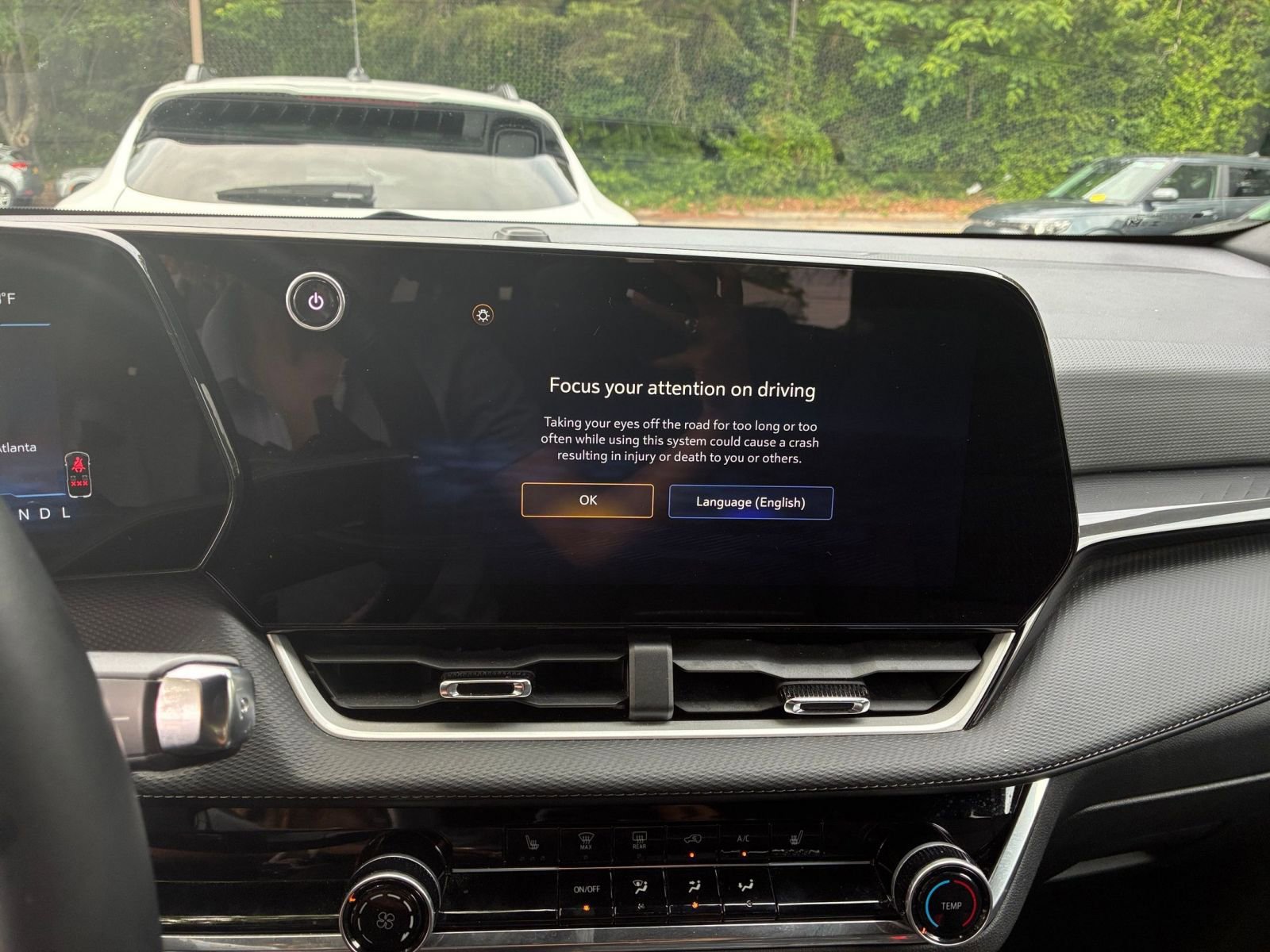 Used 2025 Chevrolet Equinox LT FWD image 17
