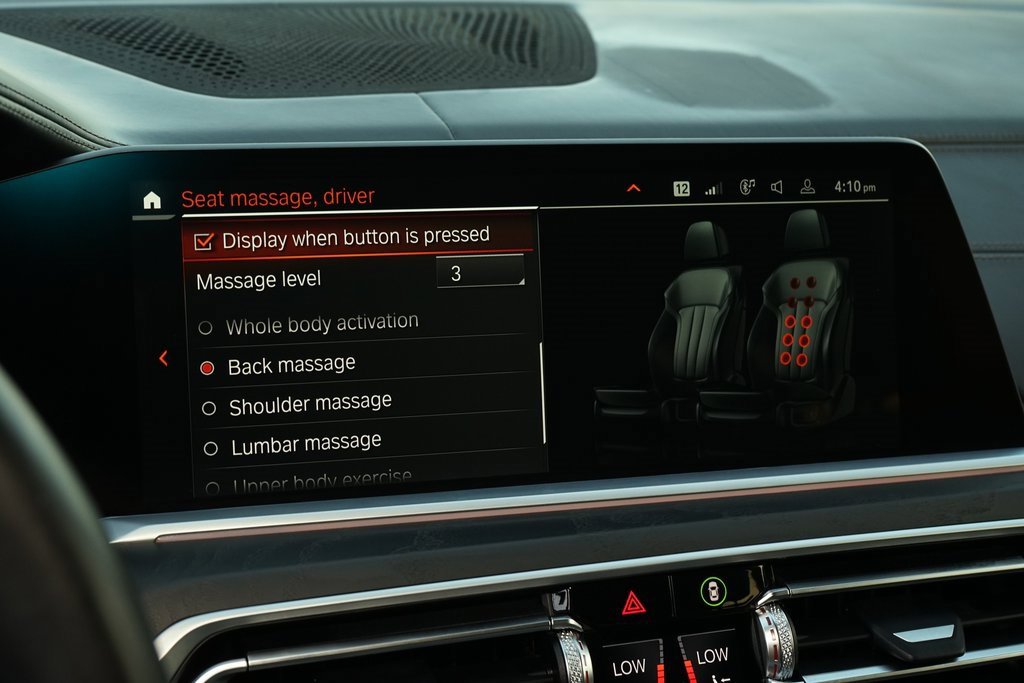 Used 2021 BMW X7 M50i image 17