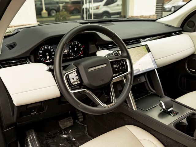 New 2024 Land Rover Discovery Sport S AWD/4WD image 16