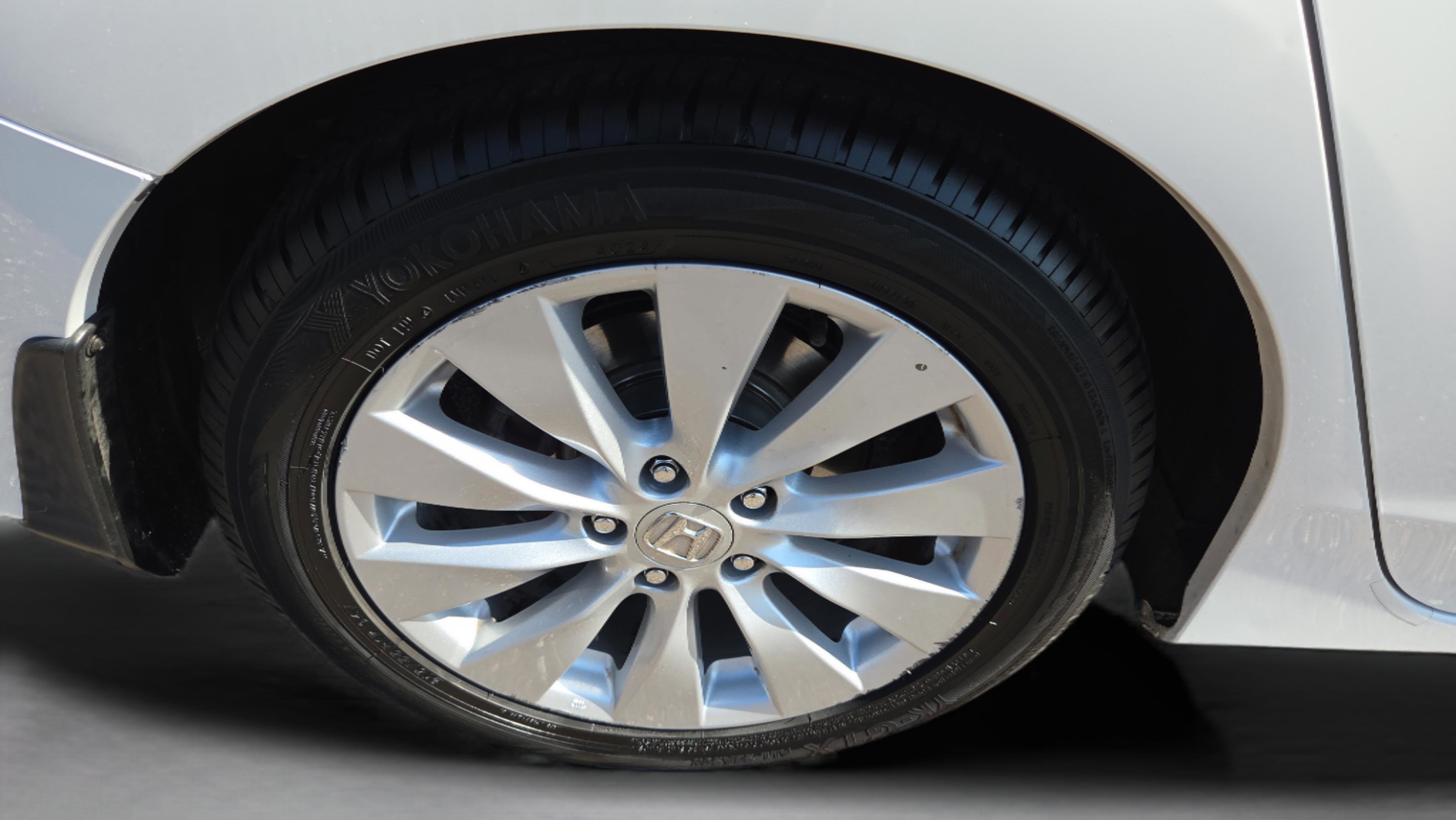 Used 2013 Honda Accord EX-L image 20