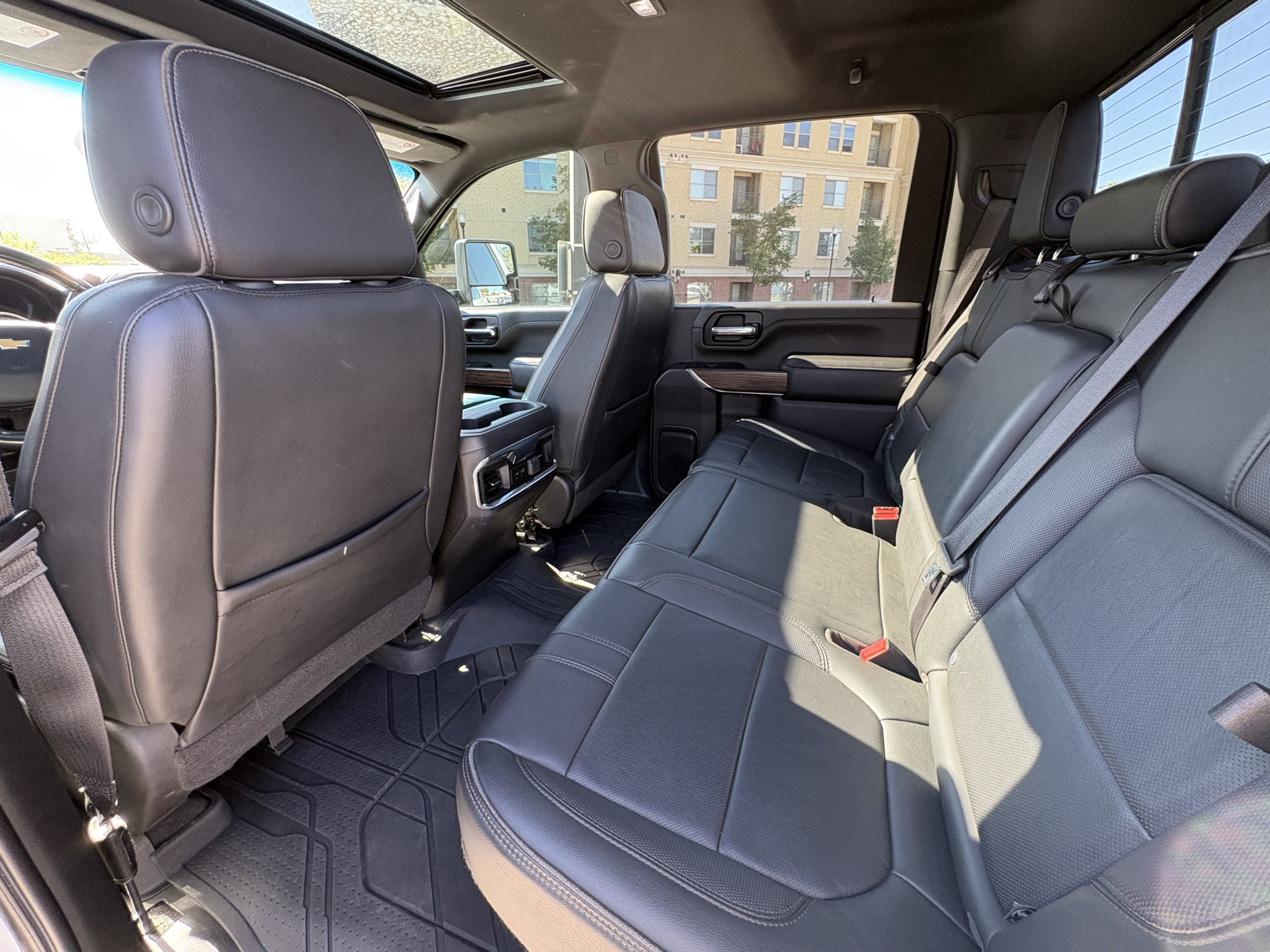 Used 2022 Chevrolet Silverado 3500 High Country AWD/4WD image 22