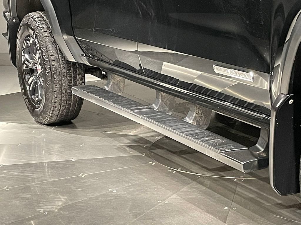 Used 2023 GMC Canyon Elevation w/ Convenience Package image 12