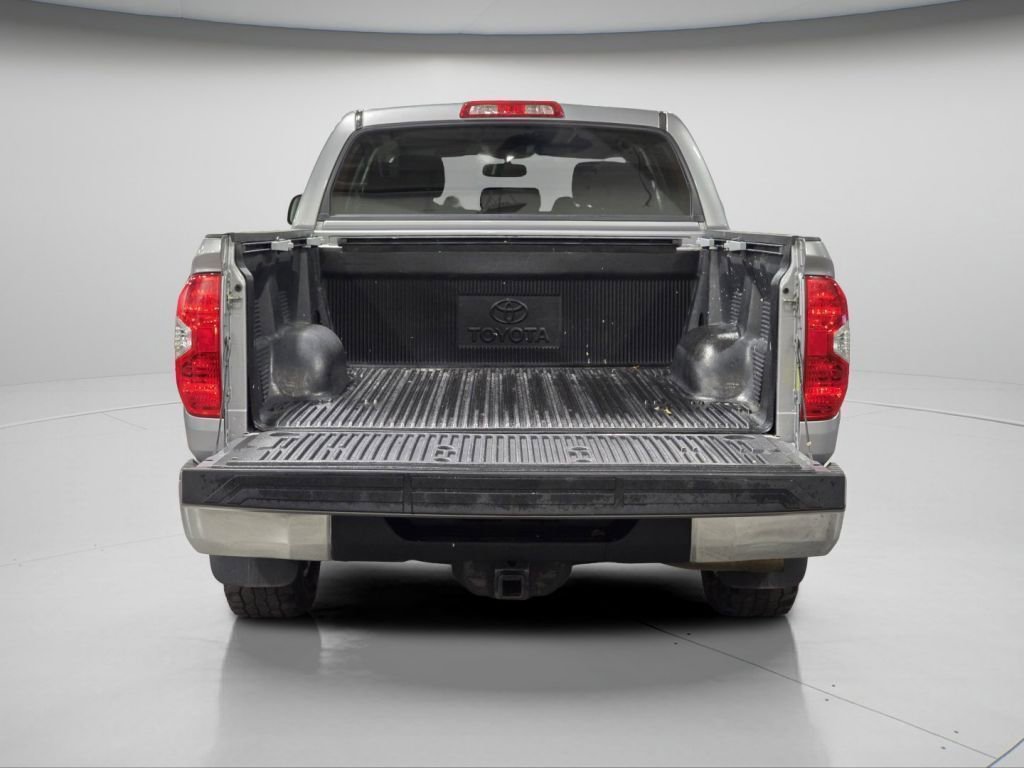 Used 2016 Toyota Tundra SR5 w/ SR5 Upgrade Package image 21