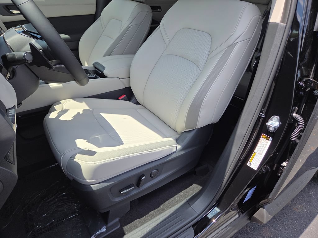 New 2026 Nissan Pathfinder SL AWD/4WD image 23